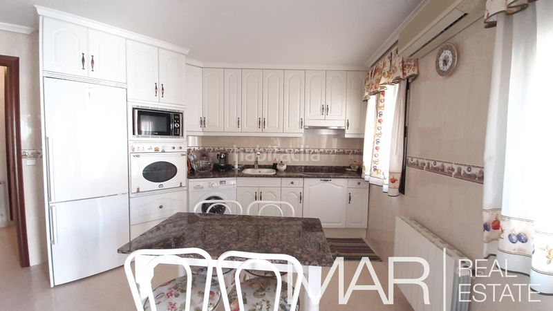 Foto 6a9330a2-3e0f-49df-a238-140cae6c51af. Rent flat with fireplace heating in Candeleda