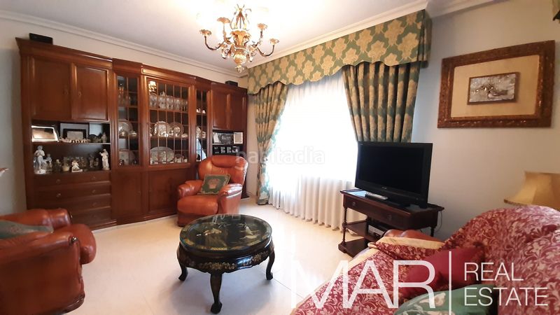 Foto efb57daf-ea85-42bb-9d0e-d3628b20a605. Rent flat with fireplace heating in Candeleda