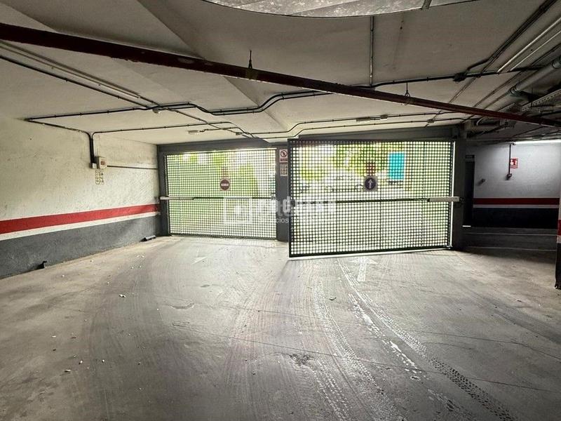 Foto bdea1da7-df85-4f10-8651-7ec928937ecc. Aparcament cotxe a Norte Alcobendas