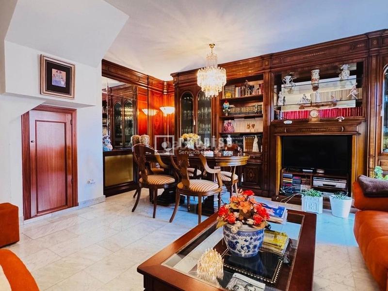 Foto 0955f8ab-7546-4f1e-8cce-41a0fb80cbc5. Duplex with heating parking pool in Ensanche Alcobendas