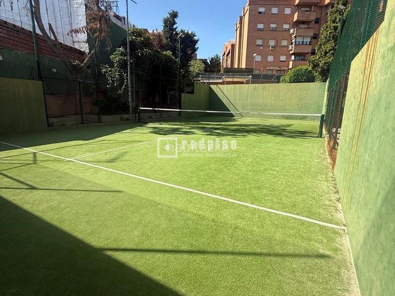 Foto 4be38438-1ad0-42c1-9765-424b4a7ac846. Duplex with heating parking pool in Ensanche Alcobendas