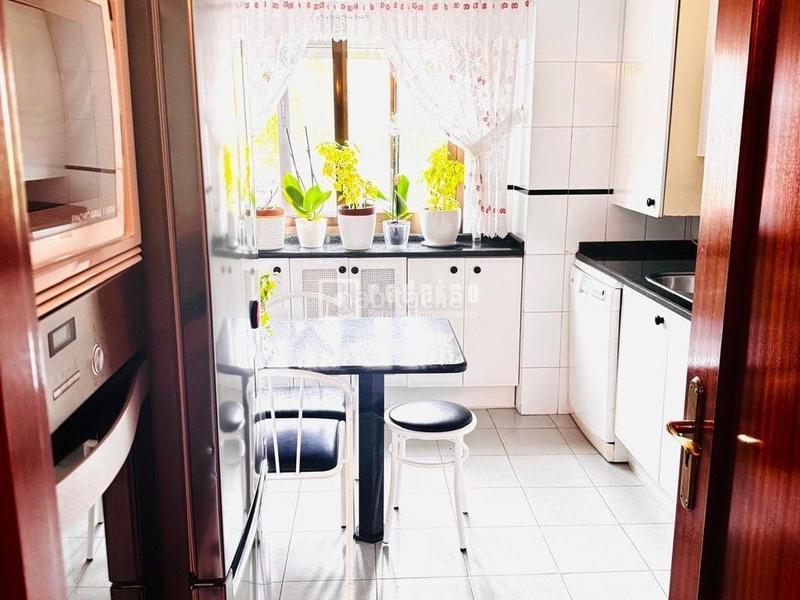 Foto e19fc6c6-9c92-423e-a660-d9c5120511fc. Duplex with heating parking pool in Ensanche Alcobendas