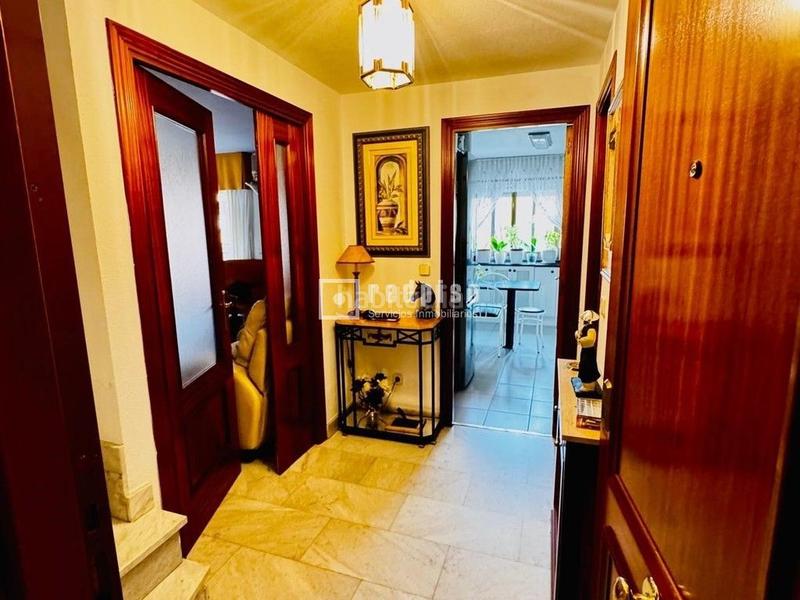 Foto f538c318-21ec-4428-a63d-27c0e54fc581. Duplex with heating parking pool in Ensanche Alcobendas