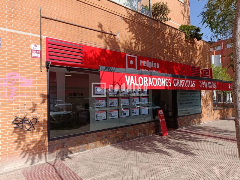 Foto 291ae84a-8cc0-40ab-a47b-fbd24bf11df0. Xalet amb calefacció a Ensanche Alcobendas