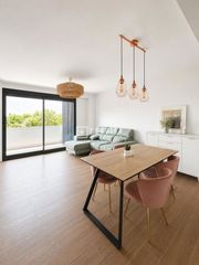 Miete Etagenwohnung in Norte. Exclusiva vivienda de 3 dormitorios con gran terraza en urbaniza