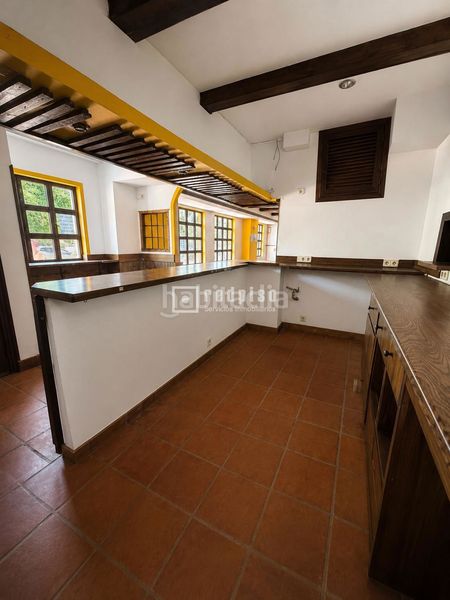 Foto 0583f251-5bd4-4719-9180-1284783cb72d. Location local commercial dans Norte Alcobendas