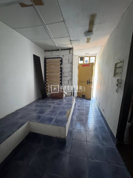 Foto 1d10ab9f-bce8-4bdc-a5a8-405f9448fc91. Location local commercial dans Norte Alcobendas