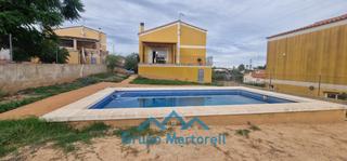 Xalet en Montroy. Se vende chalet en montroy