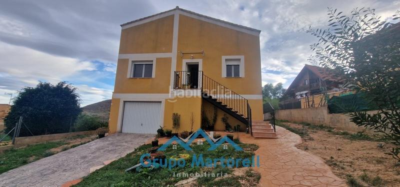 Foto 4b57b1c0-1f03-4018-8179-a49f784fa54f. Xalet amb xemeneia aparcament piscina a Montroy