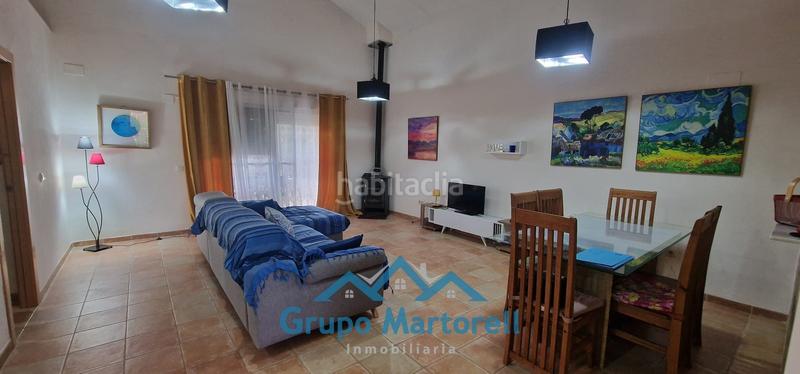 Foto d0b7ddfb-3574-442c-b7df-1d6a8ab798c1. Xalet amb xemeneia aparcament piscina a Montroy