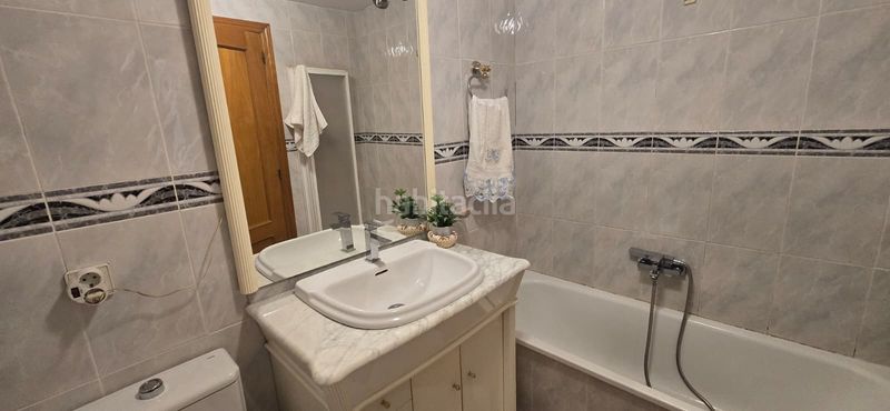 Foto c31a8c70-b3c4-4dd9-9da4-3d446f8f8f7e. Casa adossada amb calefacció aparcament a Alcácer