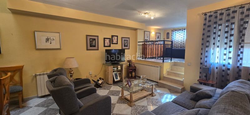 Foto c92c4ee2-f612-4b1a-afb1-bc3270554950. Casa adossada amb calefacció aparcament a Alcácer
