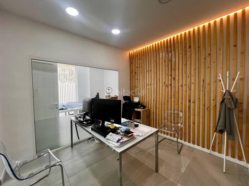 Foto 454a56c2-38f7-4672-b91c-56a7634ff76c. Lloguer local comercial a Silla