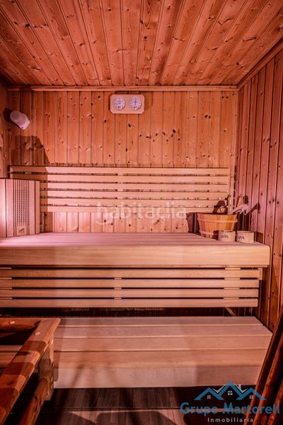 Foto 2c803aa9-d576-42df-94c0-f1f3ff41882e. Xalet amb xemeneia aparcament piscina a La Conarda Pobla de Vallbona (la)