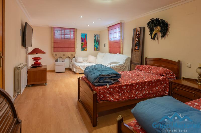 Foto 69f69cef-ebfa-4d3e-ba8c-98eb002320c9. Xalet amb xemeneia aparcament piscina a La Conarda Pobla de Vallbona (la)