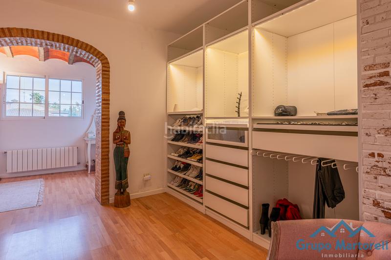 Foto d5555d5e-7f41-45f3-856d-a1fa25c9d76c. Xalet amb xemeneia aparcament piscina a La Conarda Pobla de Vallbona (la)