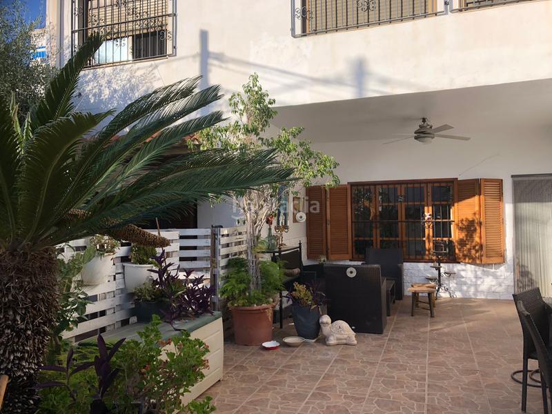 Foto a3f74f0f-4ad1-40b6-bff2-1b1586b44cbd. Chalet amplia villa con piscina muy cerca de la aplaya en Benicasim / Benicàssim