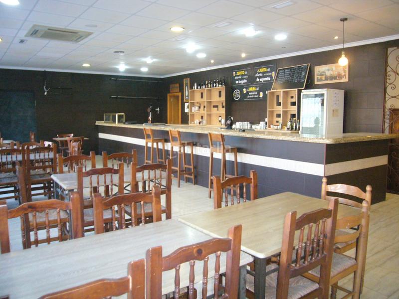 Foto e5323872-6fe8-4f08-a6f3-403f3e6a5ae1. Locale commerciale in carrer de paris 4 in Playa Morros de Gos Oropesa del Mar