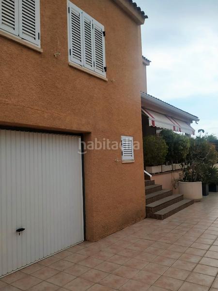 Foto a747e461-d55d-4d08-94f0-5afe26eb7372. Xalet amb xemeneia calefacció aparcament piscina a Benicasim / Benicàssim