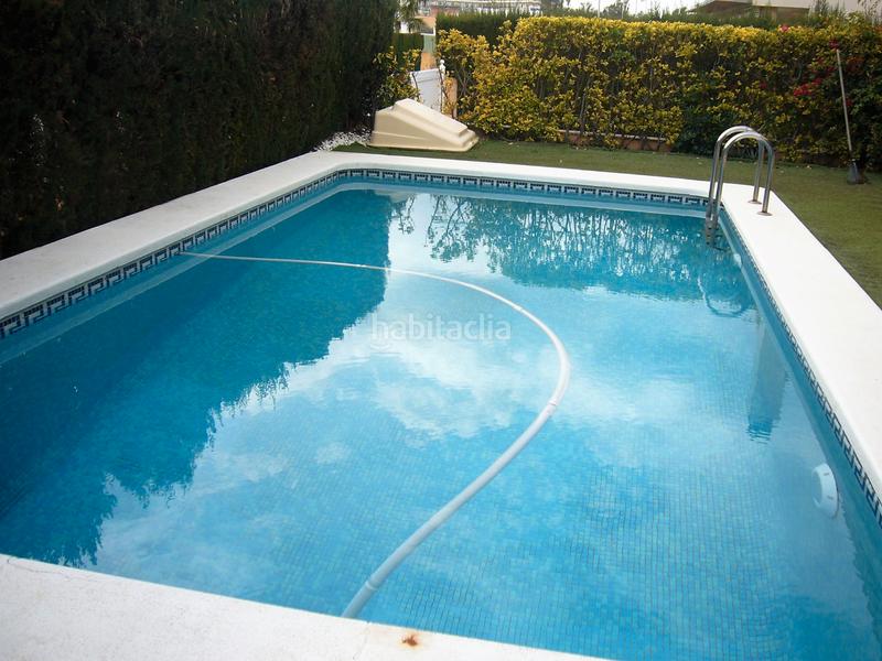 Foto a8b720d4-6fc0-450d-84f6-acdc5cf8c933. Xalet amb xemeneia calefacció aparcament piscina a Benicasim / Benicàssim