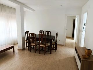 Pis a Avenida de la mare de déu del lledó 19. Zona av.lidon piso impecable. soleado. alto