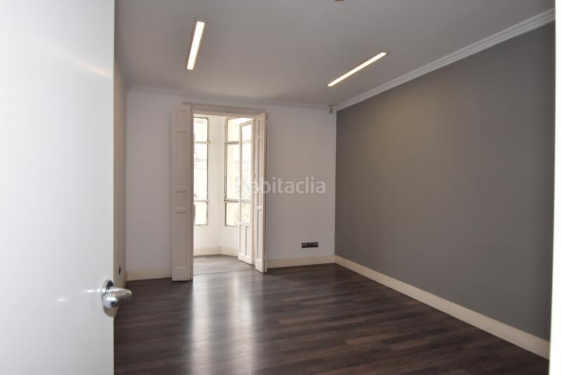 Foto 266089aa-3178-4fa5-bc5f-7da6c7a74ba1. Location bureau avec chauffage dans Castellana Madrid