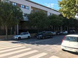 Miete Etagenwohnung in Ronda norte 80