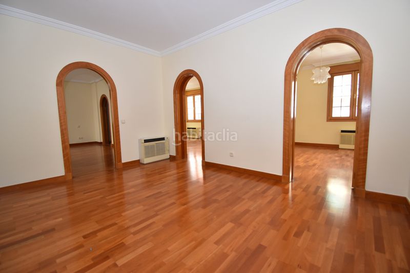 Foto dd7443aa-cd11-42a0-bd89-0c1e5e4bf990. Pis amb calefacció aparcament a Goya Madrid