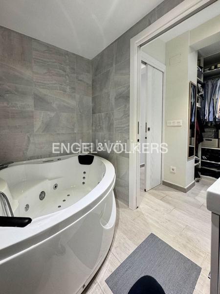 Foto 0ac879f5-beff-48b6-bead-370989ab15c2. Apartamento  de lujo con terraza en Amara, san sebastián. en Donostia - San Sebastián