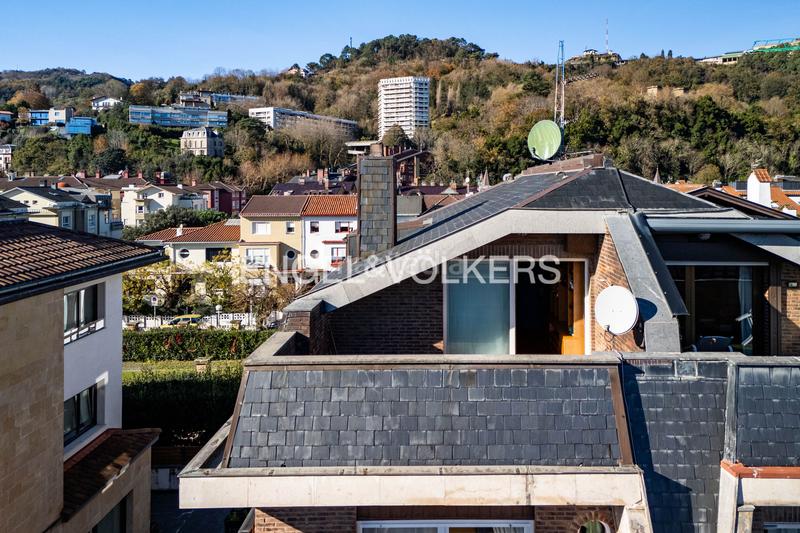 Foto f4873c79-4ec7-4a45-bd69-d0a0bbd1e222. Masía exclusiva villa en la mejor zona de san sebastian en Donostia - San Sebastián