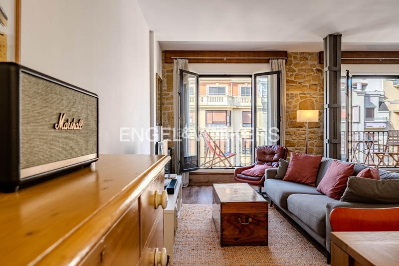 Foto 675e80be-45b4-4402-a572-1b15716d223b. Apartament amb calefacció a Gros Donostia - San Sebastián