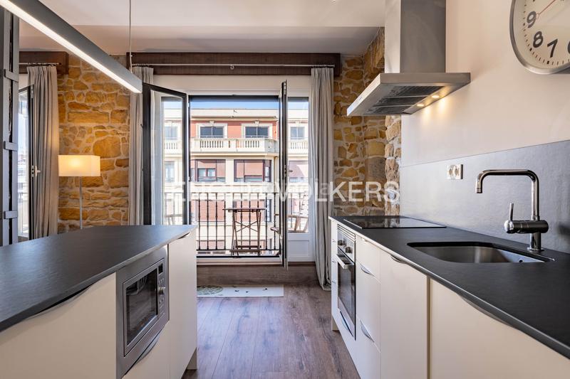 Foto f6f16378-f830-4975-9a9b-f53fbd8e1c08. Apartament amb calefacció a Gros Donostia - San Sebastián