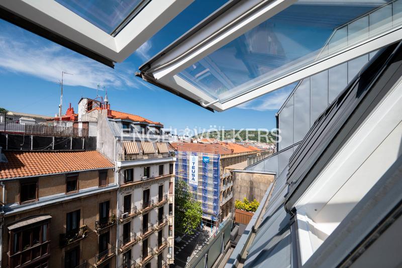 Foto 37414ec0-ed1e-4992-b599-71a7bfeb17cb. Attico con riscaldamento in Área Romántica Donostia - San Sebastián