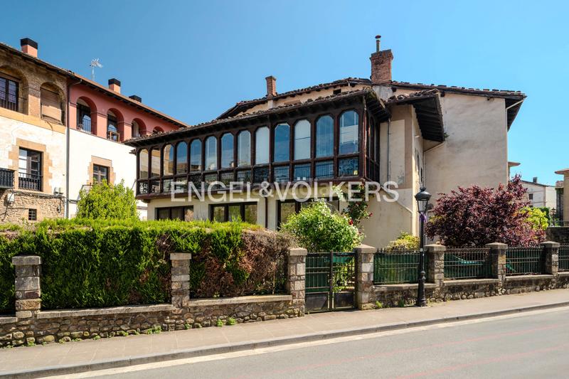 Foto 52920e8d-c769-4aed-9d3f-7eb739aff572. Casa amb calefacció aparcament a Oñati