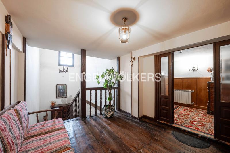 Foto c546f64a-3271-489d-91b4-5761fbc690ad. Casa amb calefacció aparcament a Oñati