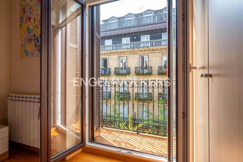 Foto 77f6bace-4276-4389-8f51-1ba807b18be6. Piccolo appartamento con riscaldamento in Área Romántica Donostia - San Sebastián