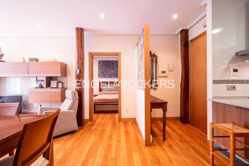 Foto bd32cda4-08d3-4f34-b618-d4cf830d191c. Piccolo appartamento con riscaldamento in Área Romántica Donostia - San Sebastián