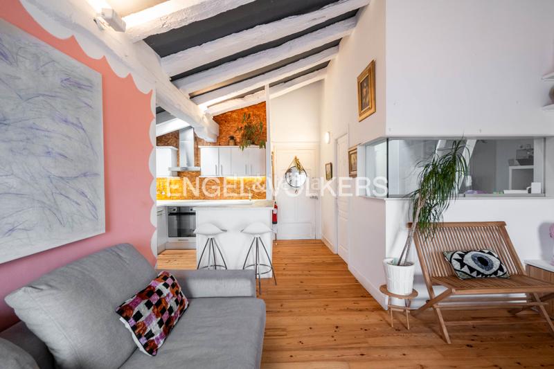 Foto 328a999d-0408-4f4f-b46f-677a5a86fe68. Ático  luminoso en venta en calle mayor en Hondarribia