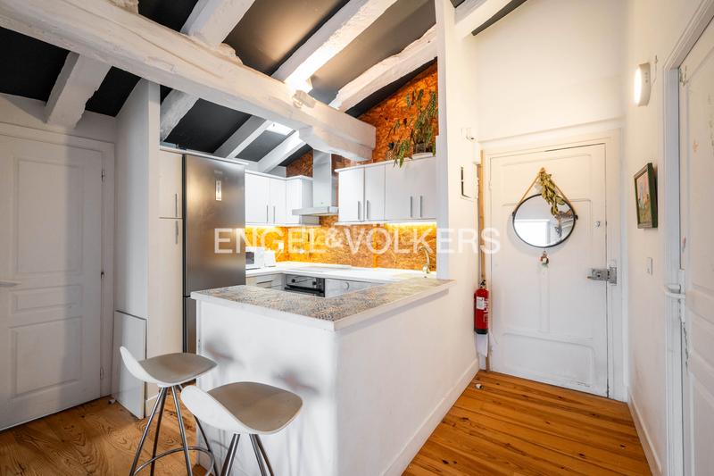 Foto 4d52ec69-72f6-4f58-86cd-3950671020a0. Ático  luminoso en venta en calle mayor en Hondarribia