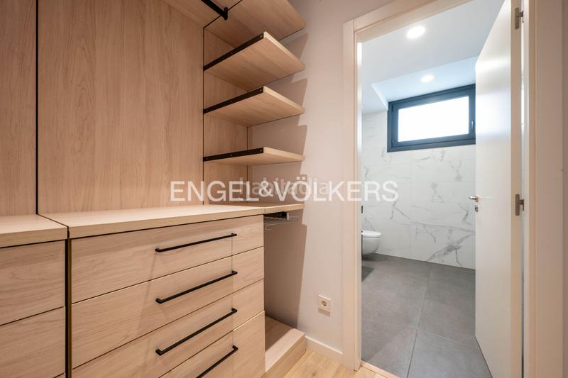 Foto a40f5d6c-ff44-4579-ad37-01e5c0e0f2e0. Casa adossada amb calefacció aparcament piscina a Donostia - San Sebastián