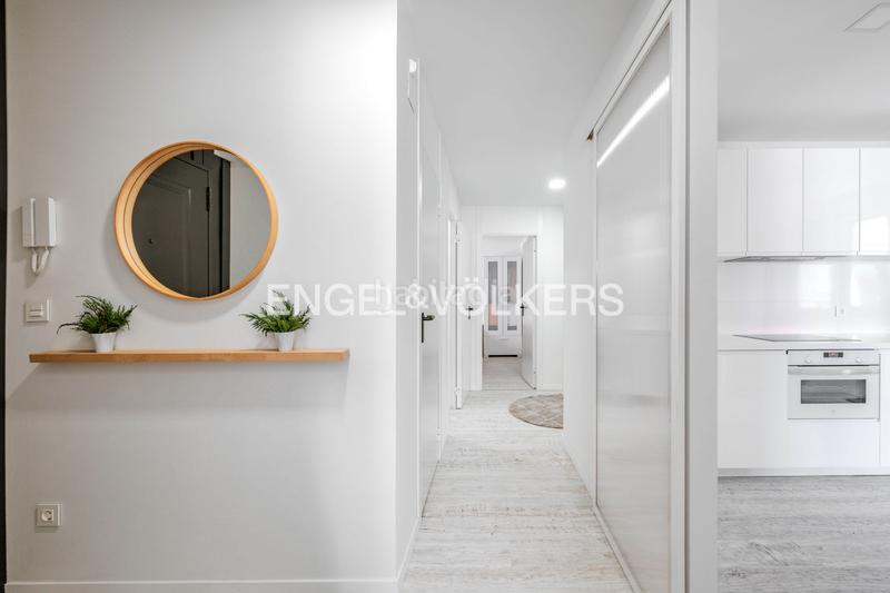 Foto b4174f4d-ba5e-41cc-824f-b93f2bafc340. Apartament amb calefacció a Egia Donostia - San Sebastián