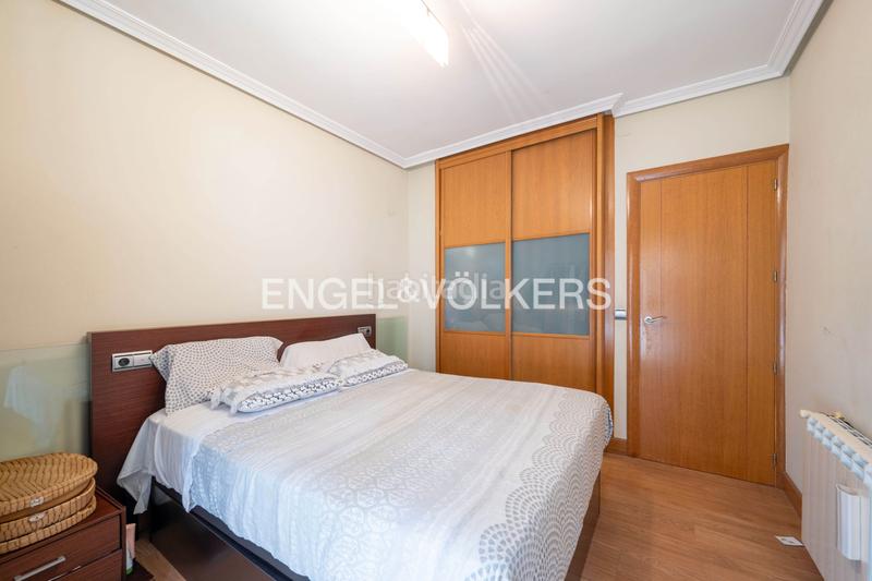 Foto 1e66773d-6409-4150-8319-8158931a8ce9. Apartamento encantador apartamento con gran potencial impresionantes vistas y espacio extra para hacerlo tuyo en Zarautz