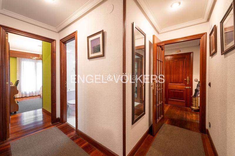 Foto 304c8b78-f6c8-4cf2-b49a-3d3c0d86cfb8. Apartamento exclusiva vivienda centrica en irún en Irun