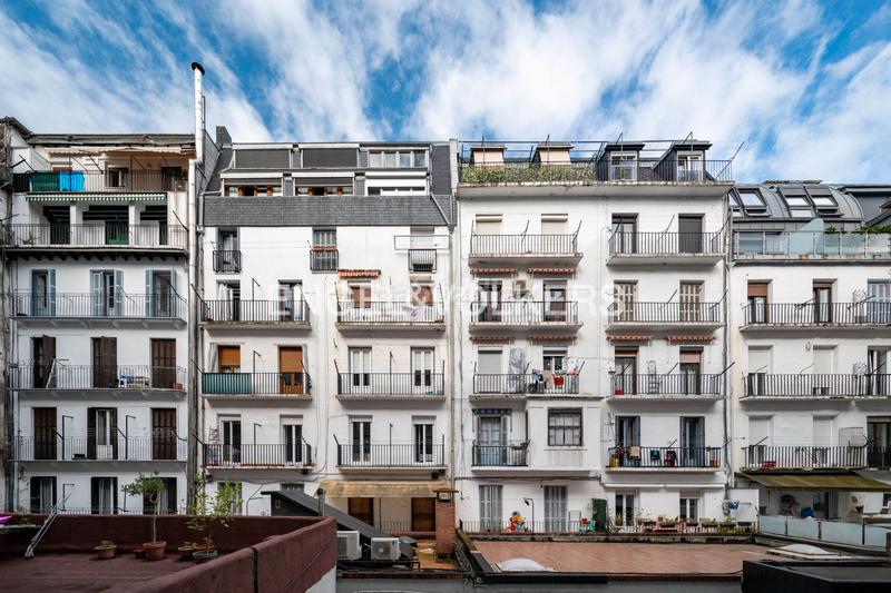 Foto 46d311e8-b443-4661-af5b-534137fc5ef5. Apartament amb calefacció a Área Romántica Donostia - San Sebastián