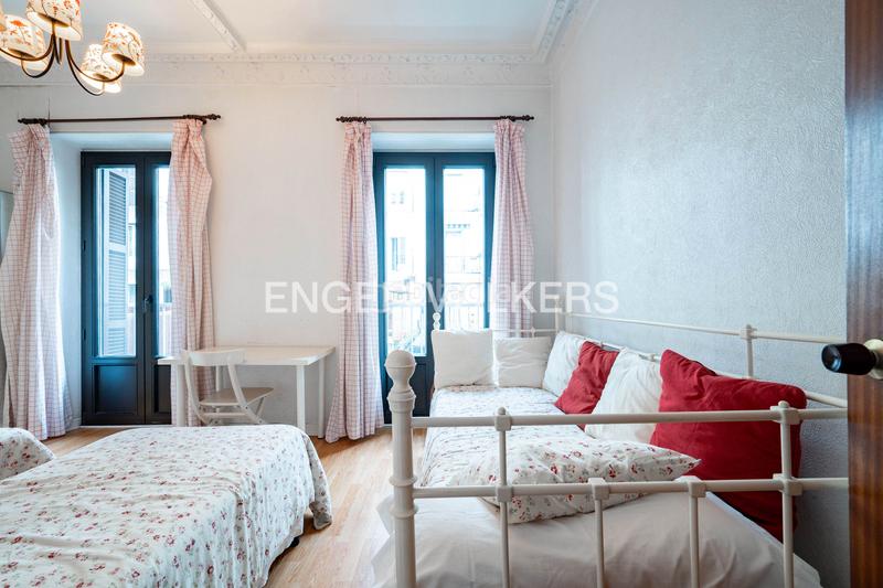 Foto eb06c8b2-2813-4c78-ab21-33075e83bca9. Apartament amb calefacció a Área Romántica Donostia - San Sebastián