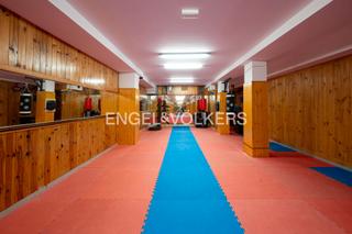 Appartamento in Iztieta - Olibet. En venta fantástico gimnasio en funcionamiento