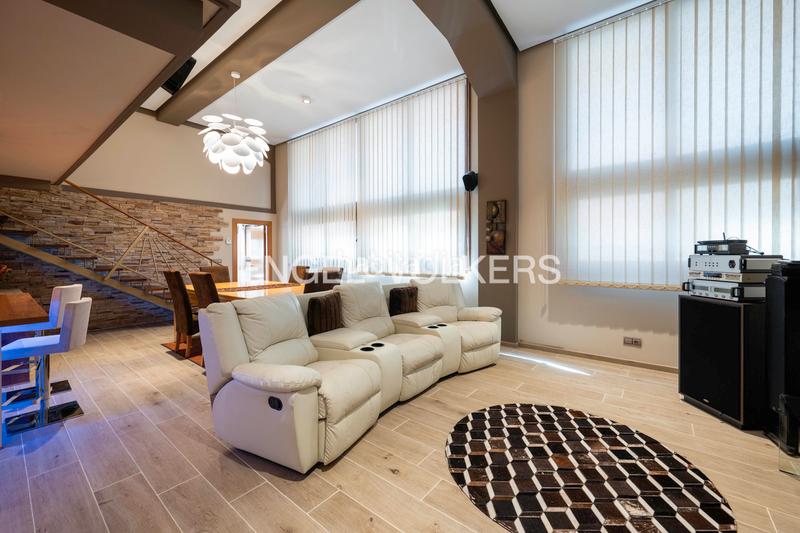 Foto 36cf28f1-6ae1-49a9-8f97-f54b44400d7a. Dúplex  único amplitud, diseño, modernidad y eficiencia energética. en Eibar