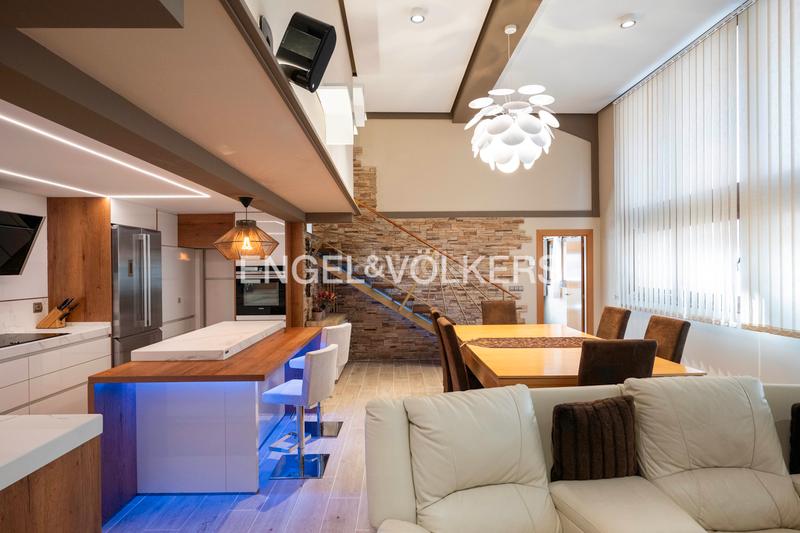 Foto feaab8ae-d76f-4e0e-a07e-40cc0fef3f70. Dúplex  único amplitud, diseño, modernidad y eficiencia energética. en Eibar