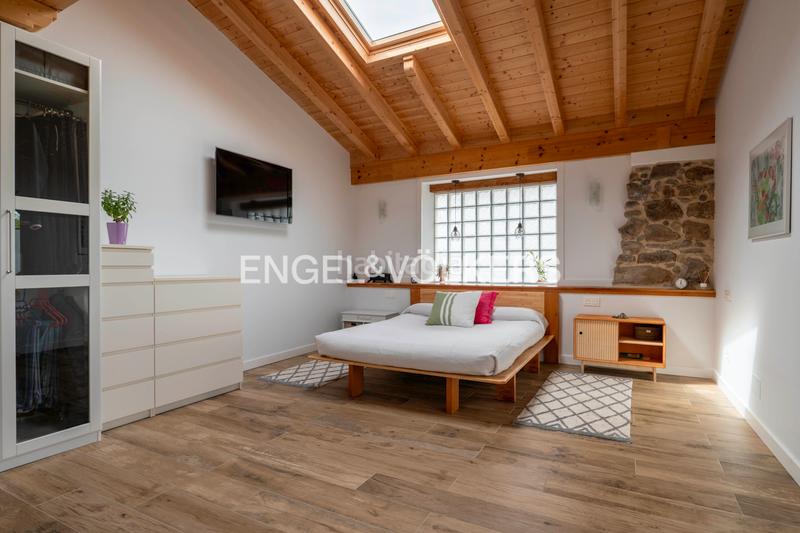 Foto 03911ac6-2989-4b01-bca4-f223073d08c4. Casa a schiera con riscaldamento parcheggio in Añorga - Zubieta - Atotxa Erreka Donostia - San Sebastián