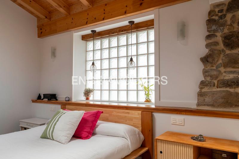 Foto 0c4bd906-cd0e-47a6-9ad0-728e2afd6213. Casa a schiera con riscaldamento parcheggio in Añorga - Zubieta - Atotxa Erreka Donostia - San Sebastián